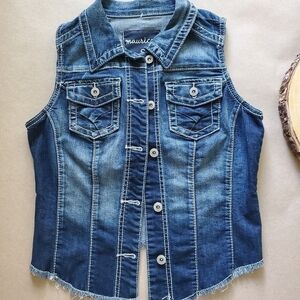 Maurices Hi-Lo Button Up Denim Vest  Size Small